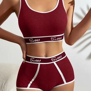 Source Unknown Burgundy Sports Bra Set